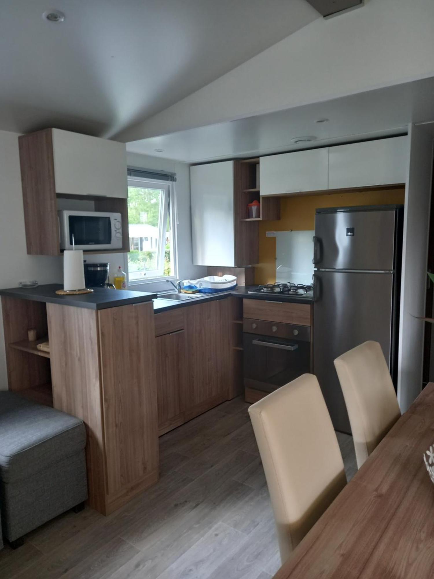 Mobilhome 6/8 Personnes Camping *