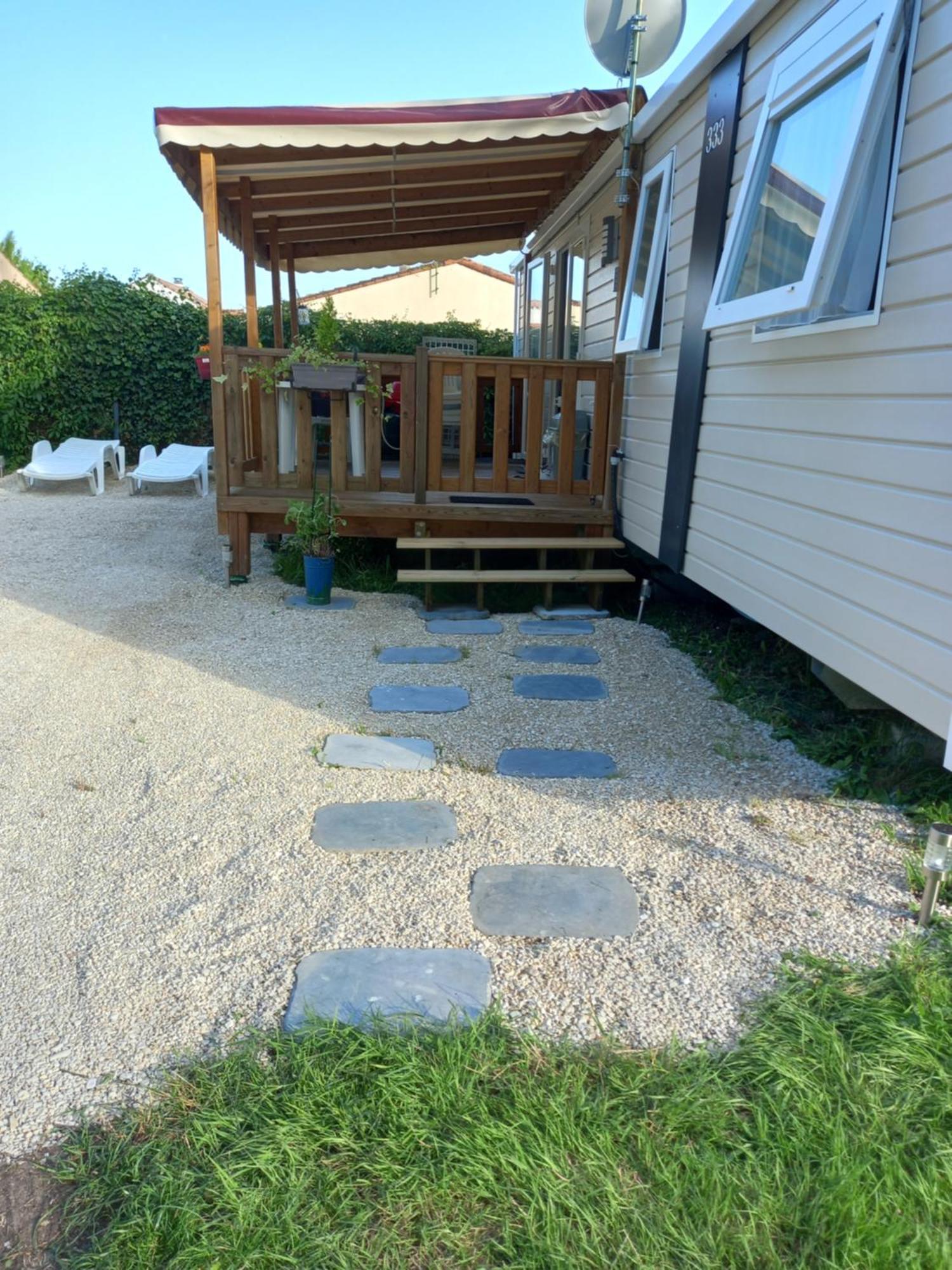 Mobilhome 6/8 Personnes Camping *